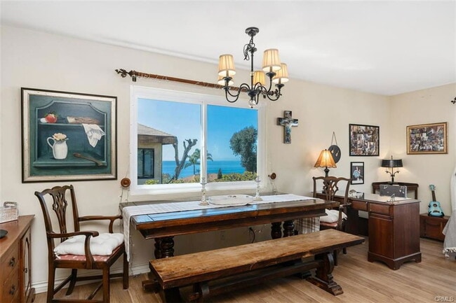 Photo - 3068 Zell Dr