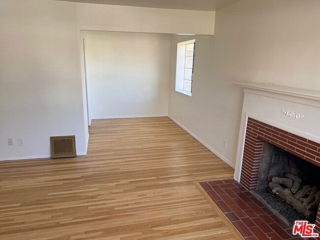 Photo - 3237 Midvale Ave