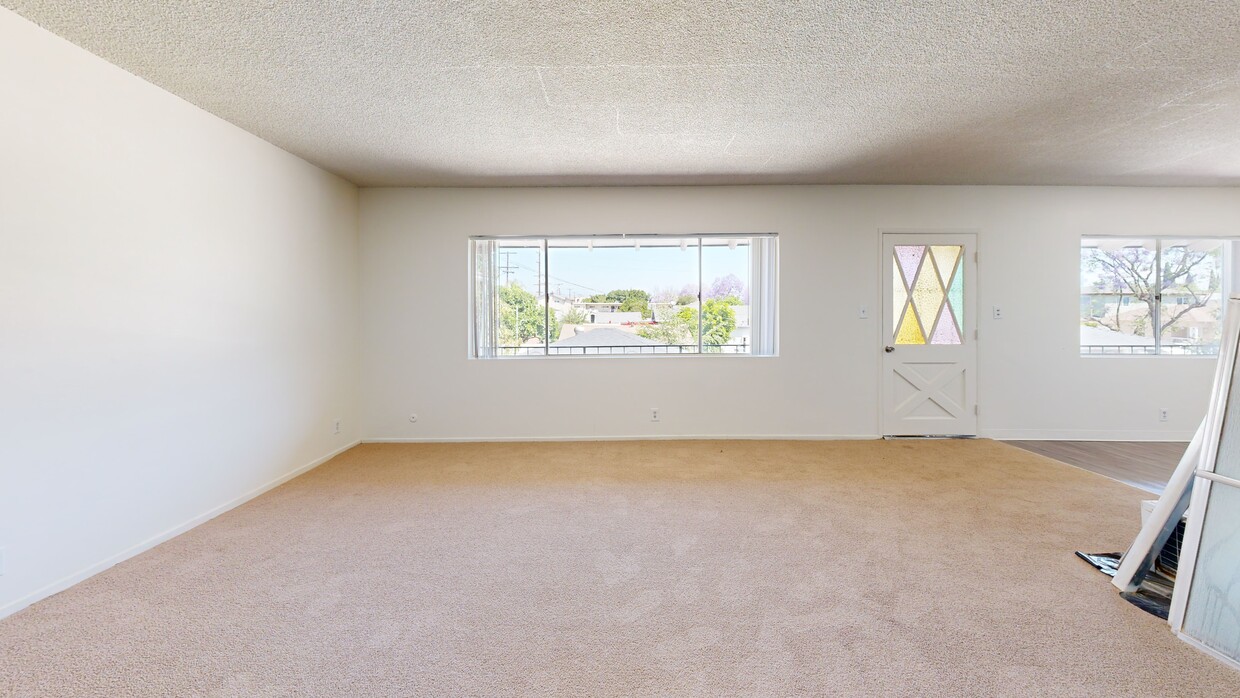 3D Tour - 10243 San Antonio Ave.