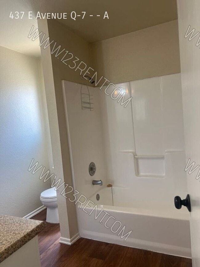 Photo - 437 E Ave Q-7 Unit A
