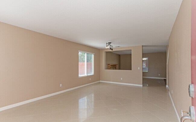 Photo - Large 4 Bedroom, 2.5 Bath Home with Large 3 Car Garage!!