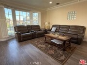Photo - 113 N Doheny Dr House