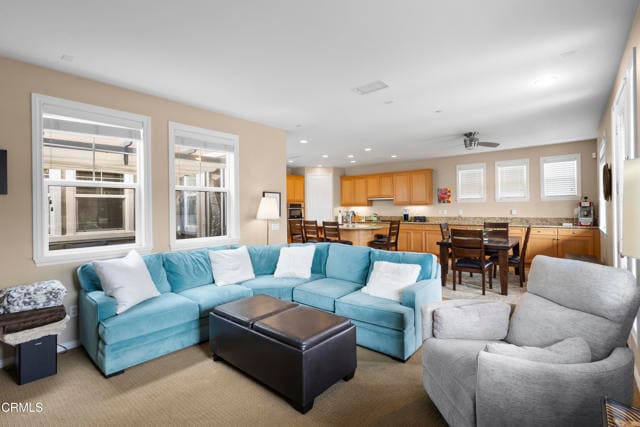 Photo - 1423 Caspian Way