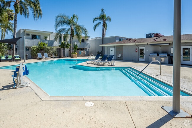 Pool and Spa - Ascent Apartment Homes