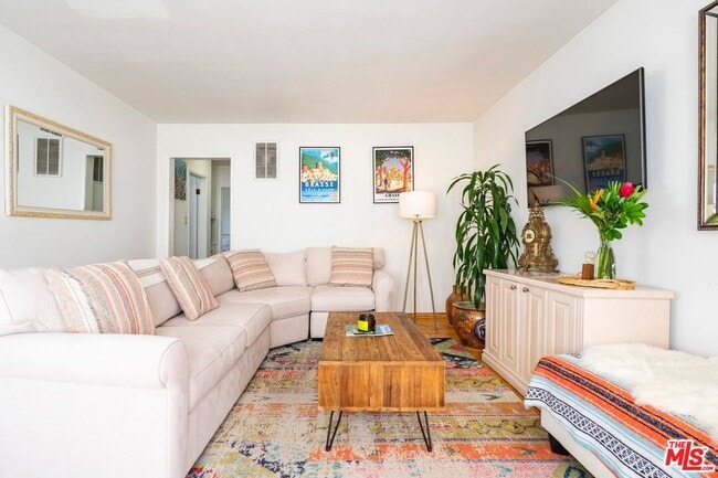 Photo - 1418 Stanford St Unit 7