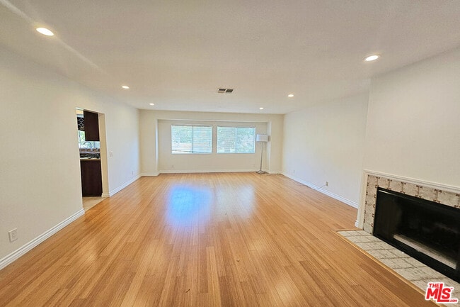 Photo - 1454 E Orange Grove Blvd