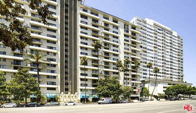 Building Photo - 10535 Wilshire Blvd Unit 501 Rental