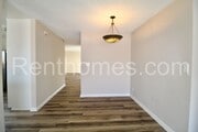 Photo - 2029 Goshawk St