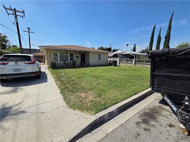 Building Photo - 121 N Baymar Ave