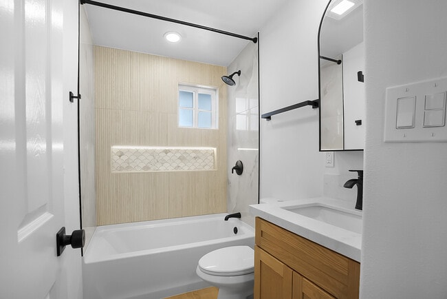 Photo - 1351 Louden Ln