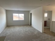 Photo - Spacious Two Story 5bd/3ba House