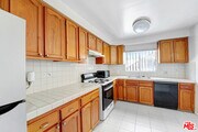 Photo - 7139 Hawthorn Ave Unit 3