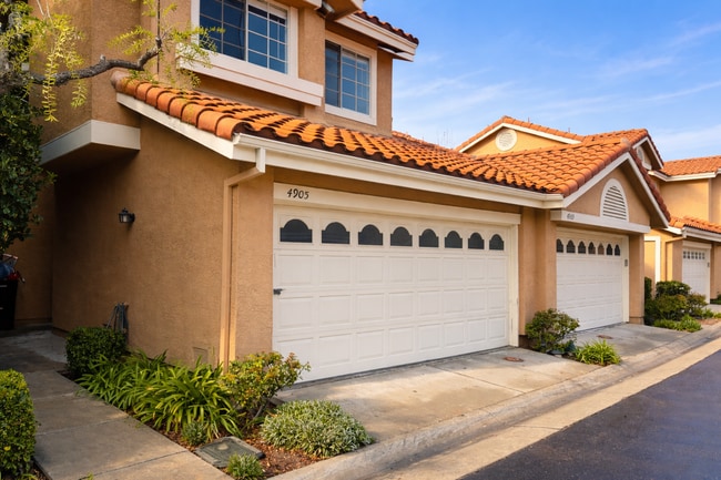 Photo - Beautiful 3 bed 2.5 bath home in Oak Park!