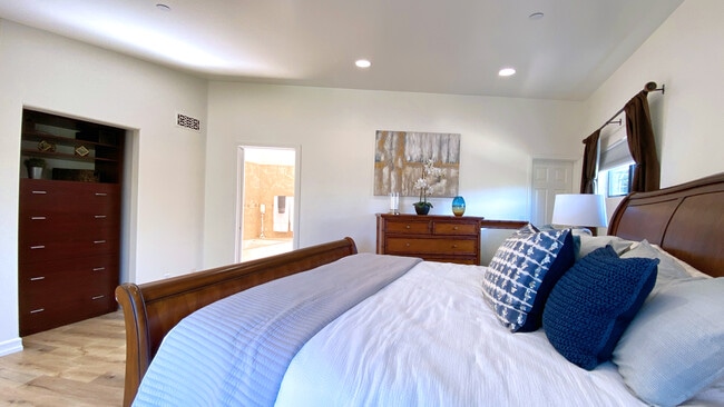 Photo - 1614 Pleasant Way