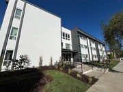 Photo - 5405 Lindley Avenue