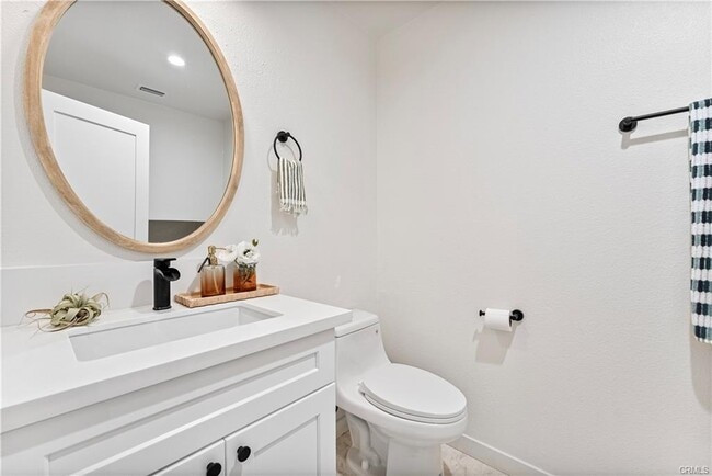 Photo - 4365 McLaughlin Ave Unit 25