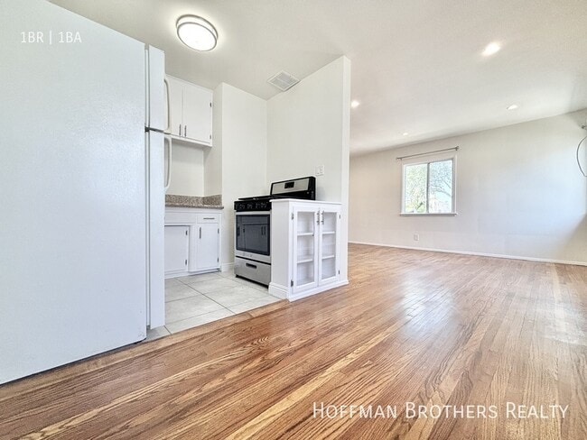 Photo - 1276 S Ridgeley Dr Unit 2