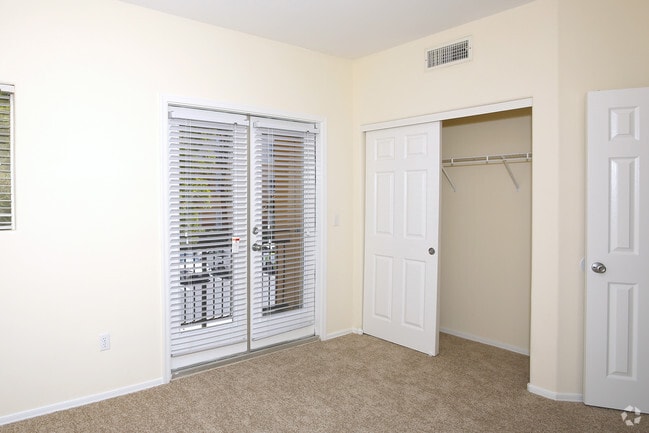 3 BR, 2.5 BA - TH - Vintara Apartments