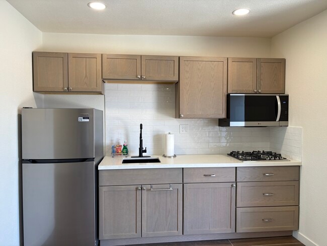 Building Photo - 73490 Ojai Pl Unit Ojai Place