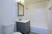 1 BR, 1 BA - 650 SF - Willow Glen Apartments