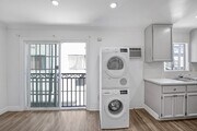 Photo - 6029 Carlton Way Unit 2