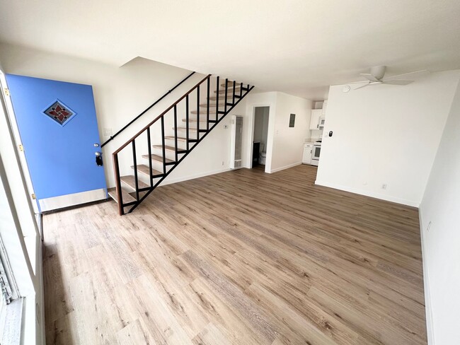 Photo - 33802 Castano Dr Unit Apt B