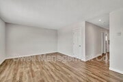 Photo - 805 N 3rd St Unit Apt 3