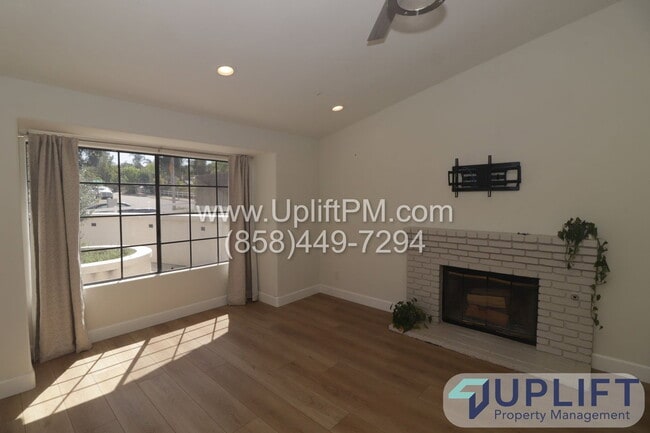 Photo - 1542 Del Mar Rd
