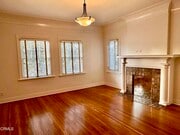 Photo - 588 S Mentor Ave