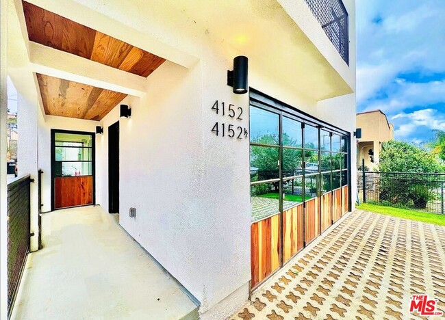 Photo - 4152 Rogers St