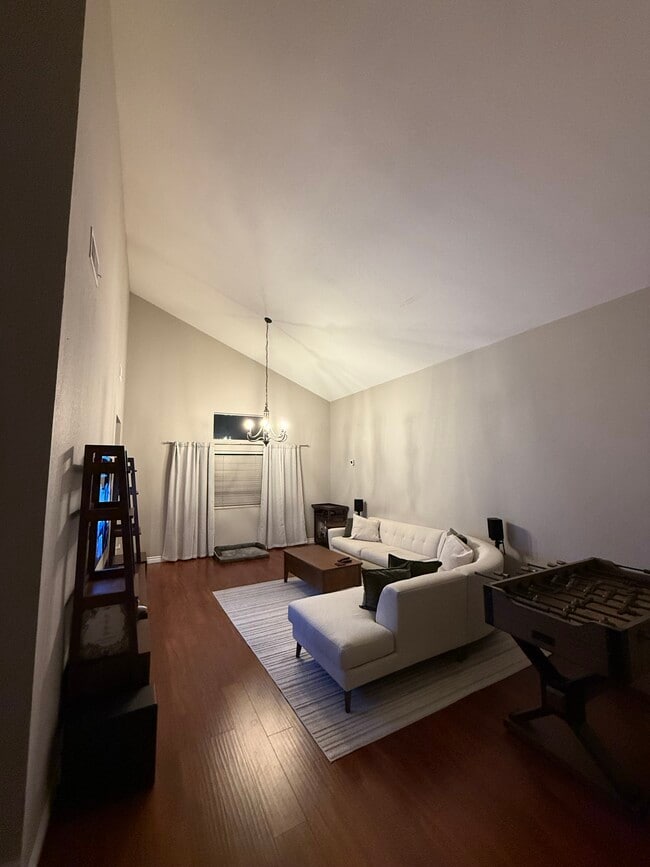 Photo - 23900 Cadenza Dr