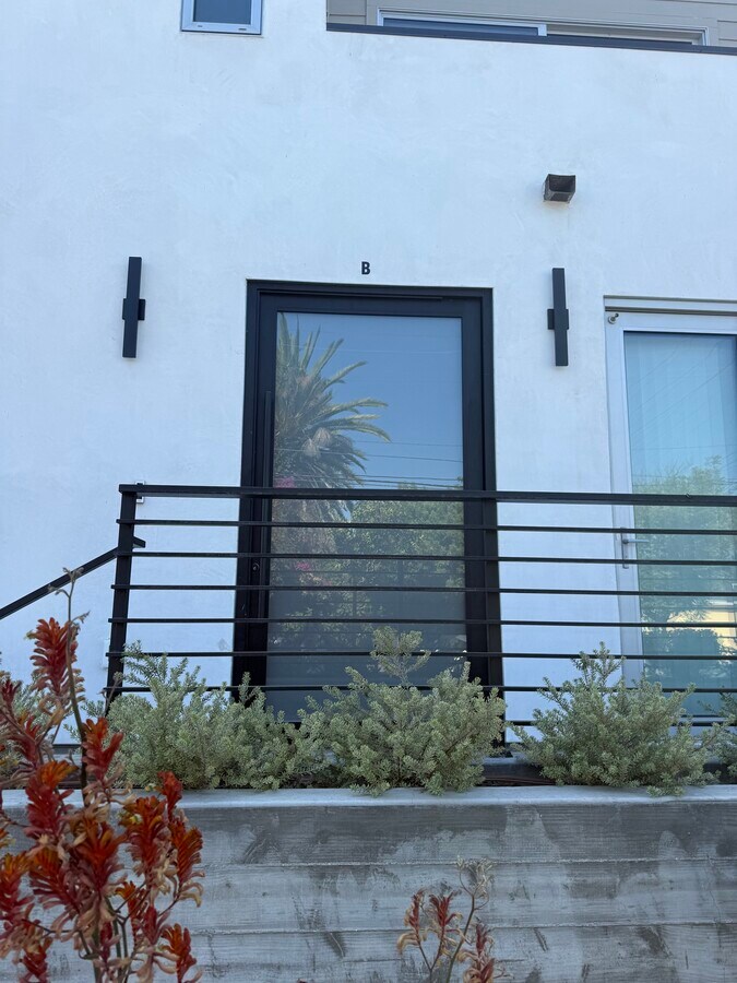 Photo - 1900 20th St Apartment