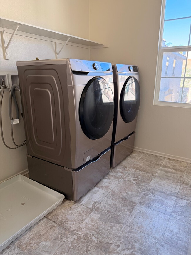 Photo - 5348 N Alumni Ln