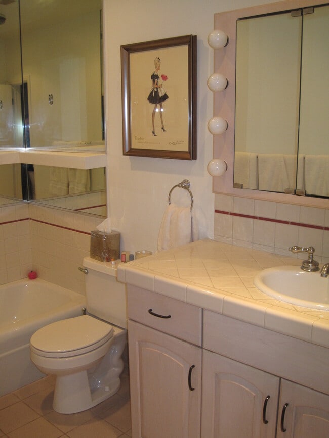 Photo - Brentwood Condo