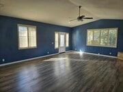 Photo - 4502 Milton St