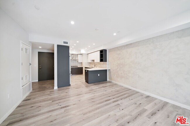 Photo - 1226 S Bedford St Unit 104