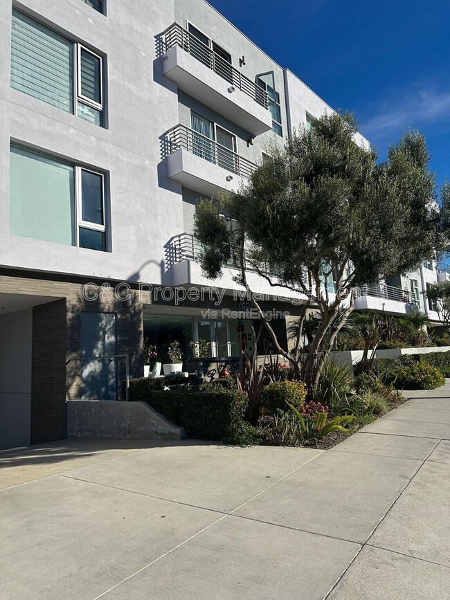 Photo - 7857 W Manchester Ave Unit 207