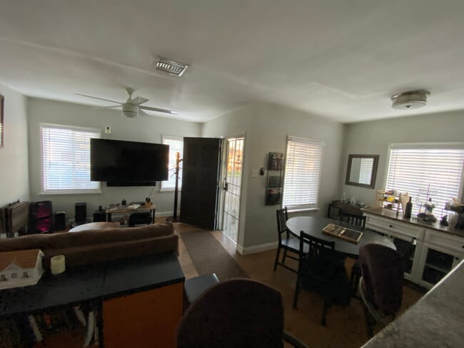 Photo - 636 E 121st Pl