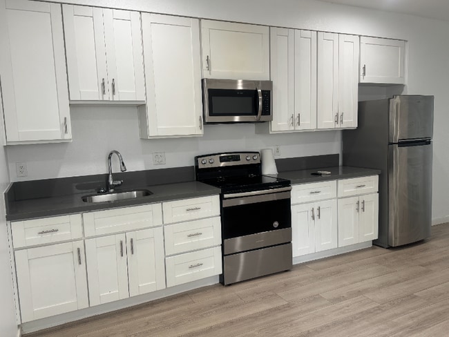 Photo - 532 Cesar E. Chavez Pkwy Unit B