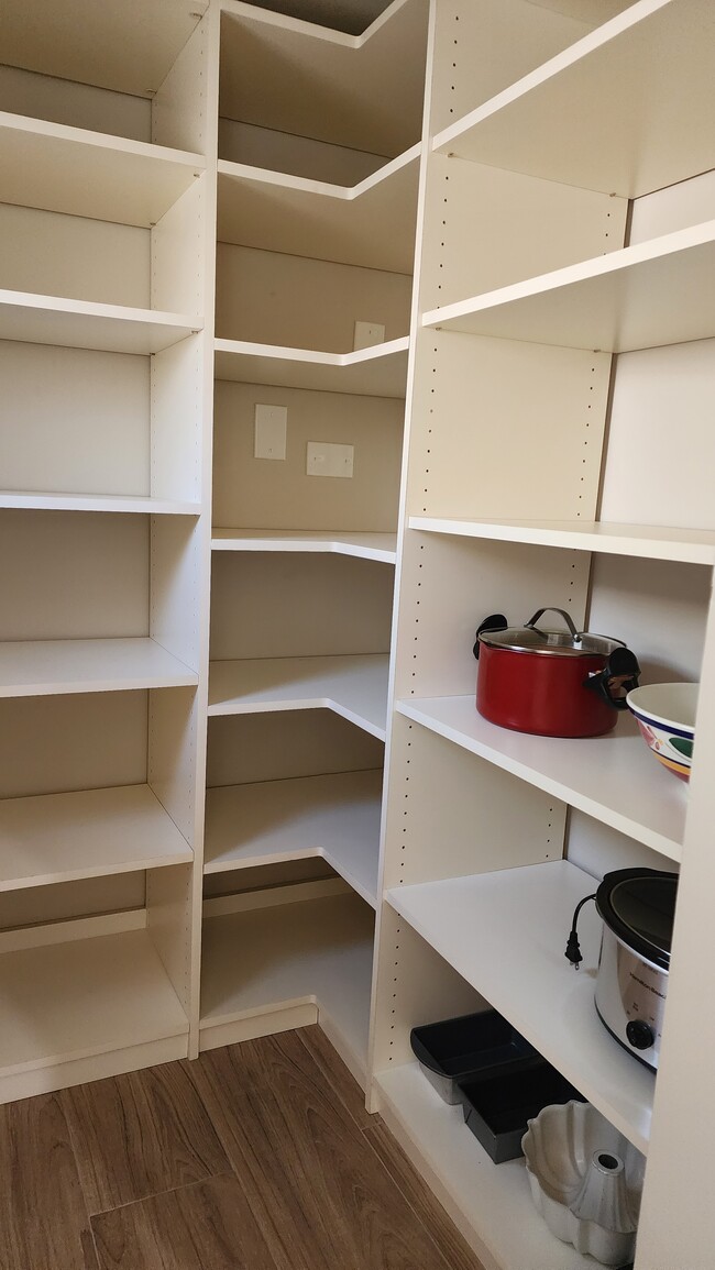 Photo - 2362 Cerritos Ave Unit Single