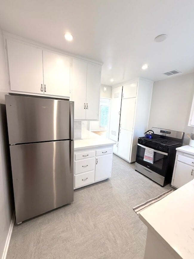 Photo - Milan Unit Milan