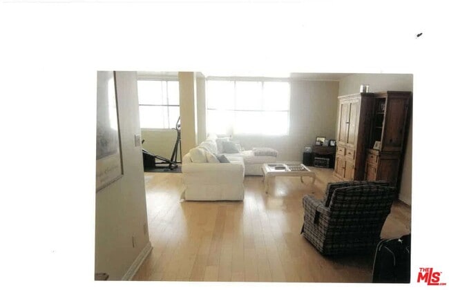 Photo - 540 Kelton Ave Unit 101