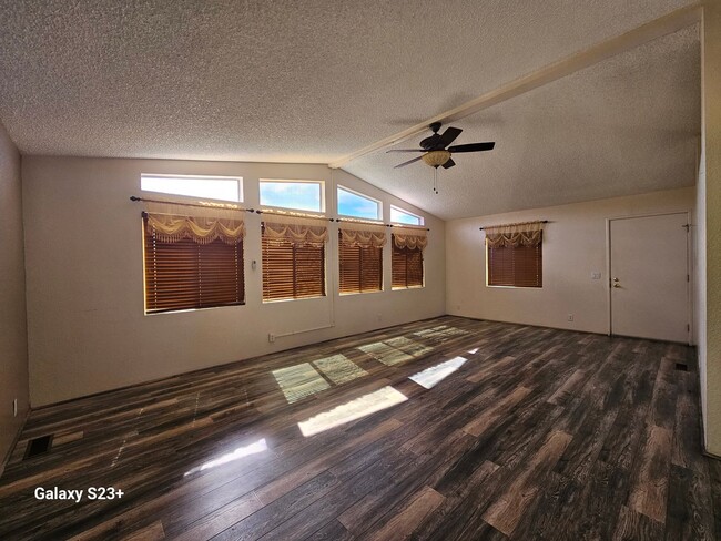 Photo - 15300 Palm Dr
