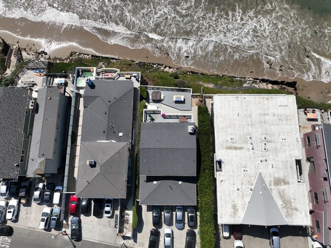 Photo - 6557 Del Playa Dr Unit 1