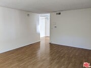 Photo - 633 N Sweetzer Ave Condo Unit 4