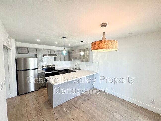 Photo - 73525 Shadow Mountain Dr Unit 5