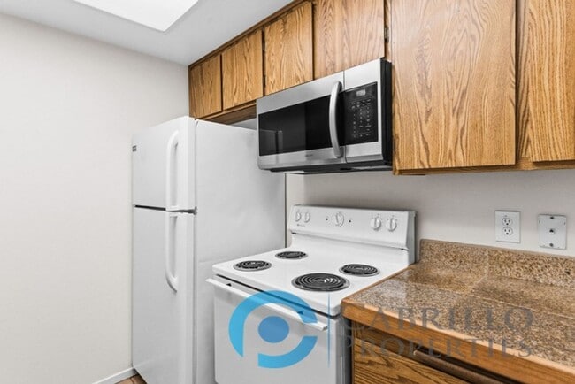 Photo - 1BD/1BA Private Balcony + Utilities Included | Prime Black Mountain Location
