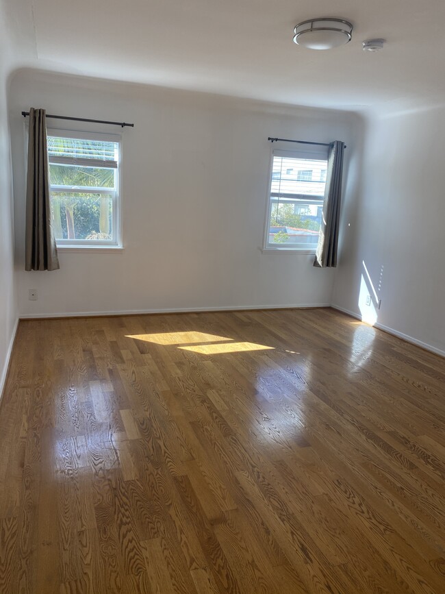 Master bedroom - 841 S Shenandoah St