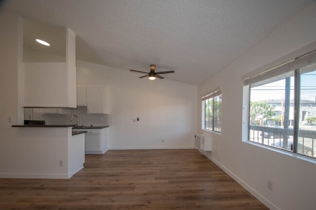 Photo - 13846 Sherman Way Unit 201