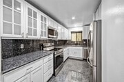Photo - Spacious End-Unit Hollywood Condo with 2 Parking Spaces Unit 212